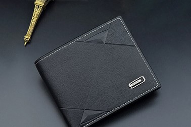 Praktična moška denarnica modernega videza