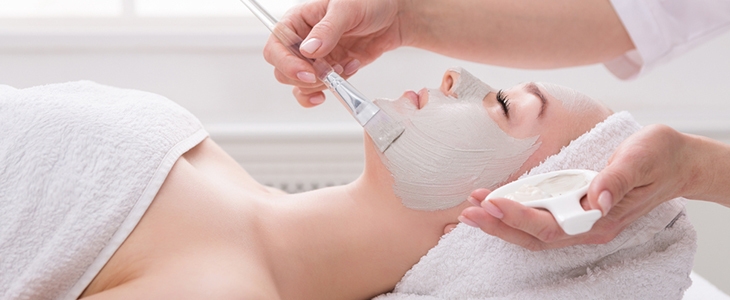 Salon Phyts Kranj: lasersko odstranjevanje aken - Kuponko.si