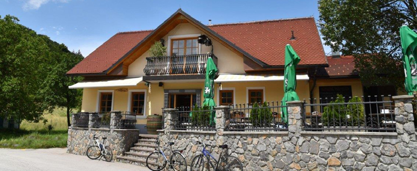 Gostilnica Jezero Ljubljana - Valentinov meni - Kuponko.si