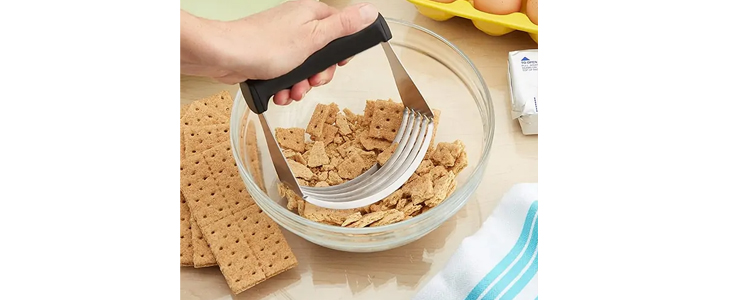 Pripomoček za gnetenje DoughMixer  - Kuponko.si