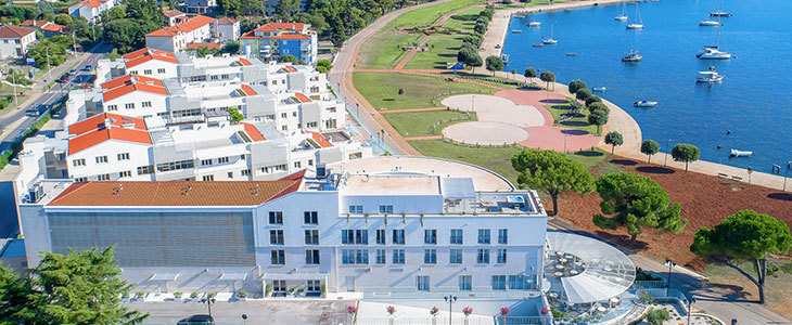 Apartmaji Garden Palace Resort 4*, Umag: pomladni oddih - Kuponko.si