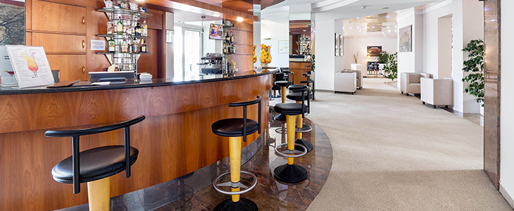 Hotel Punta****, Vodice: pomladni oddih - Kuponko.si