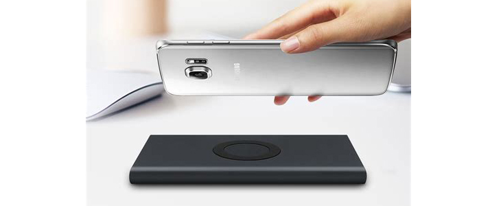 Univerzalna  QI Power bank baterija za polnjenje 2 napr - Kuponko.si