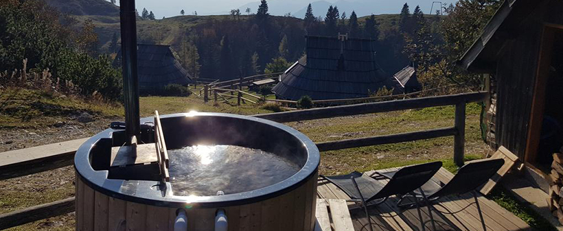 Velika planina resort, najem pristne koče - Kuponko.si