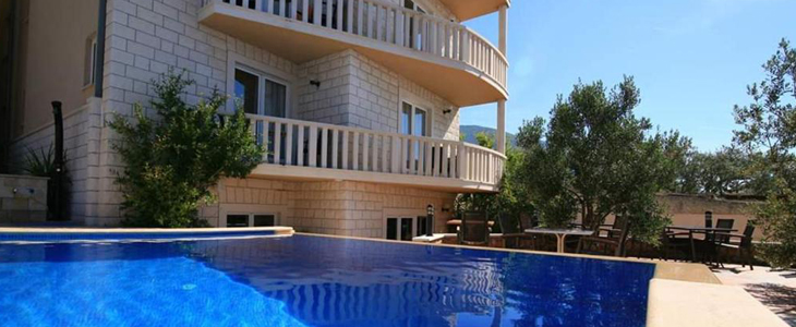 Hotel Villa Džamonja****, Bol na Braču - Kuponko.si