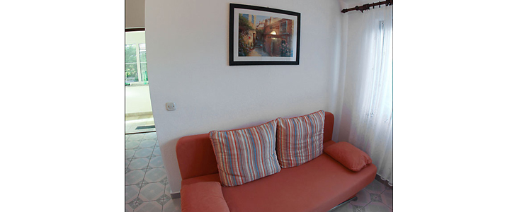Apartmaji Marinko Naglić - Karlobag - Kuponko.si