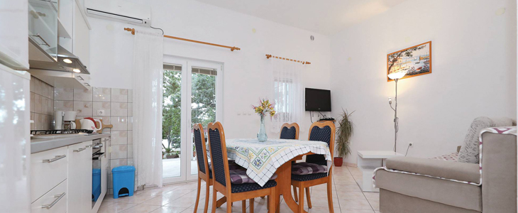 Villa Rajna, apartma v mestu Seline - Kuponko.si