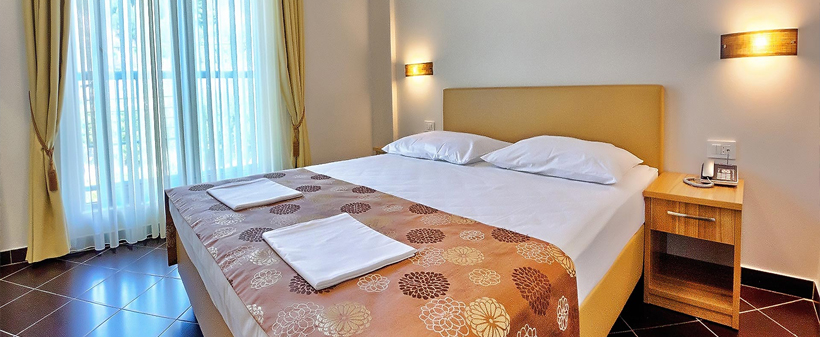 Hotel Sirena 3* Podgora Dalmacija, oddih s polpenzionom - Kuponko.si