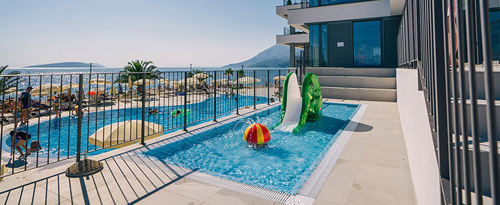 Morenia All inclusive Resort 4* na Makarski rivieri - Kuponko.si