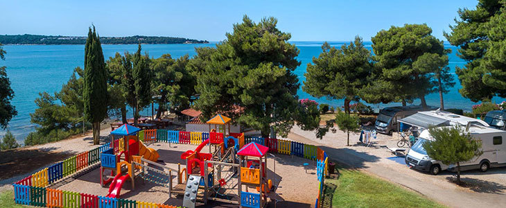 Kamp Aminess Sirena 4*: premium mobilne hiške - Kuponko.si