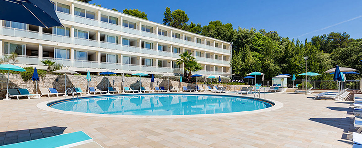 Hotel Miramar 3*, Rabac: pomladni oddih - Kuponko.si