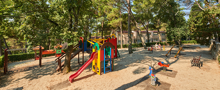 Apartmaji Bellevue**** Plava Laguna, Poreč - Kuponko.si