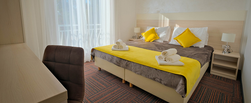 Hotel Bor otok Krk, oddih z zajtrkom - Kuponko.si