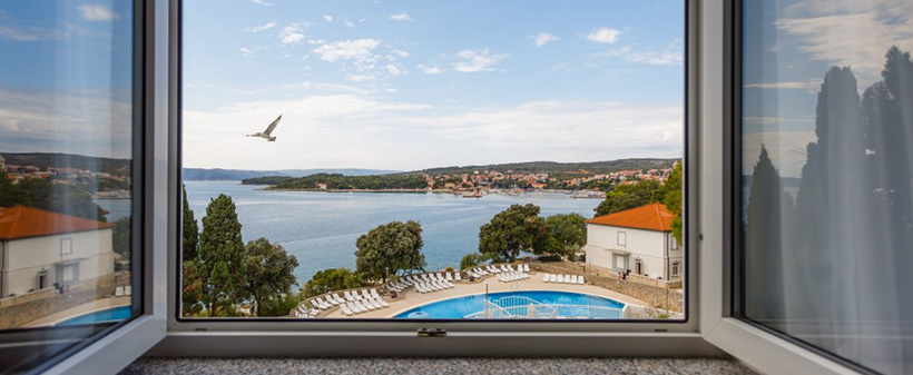 Hotel Bor otok Krk, oddih z zajtrkom - Kuponko.si