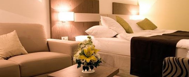 Hotel Park - oddih v dvoje v Makarski - Kuponko.si