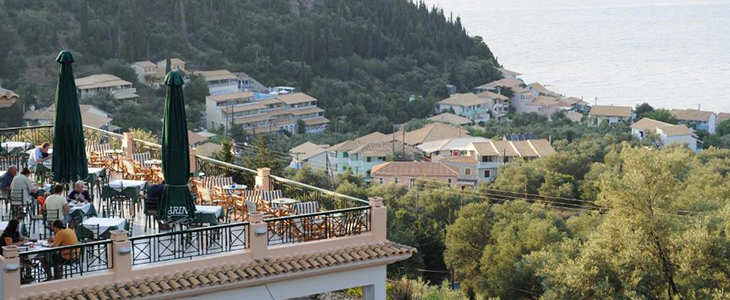 Hotel Santa Marina*** na otoku Lefkas v Grčiji - Kuponko.si