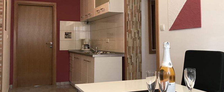 Standard apartmaji - počitnice v Novalji - Kuponko.si
