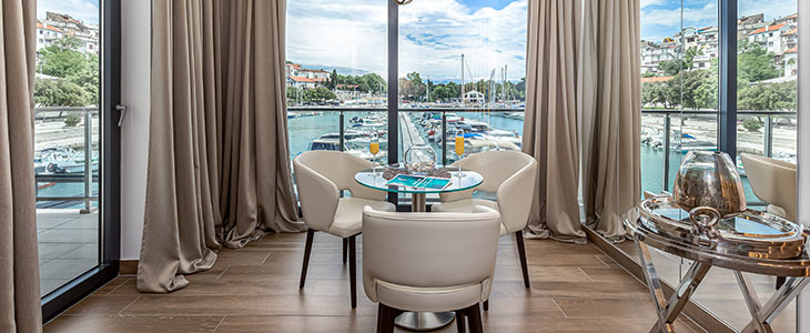 Apartmaji Marina Novi 5*: luksuzni oddih - Kuponko.si