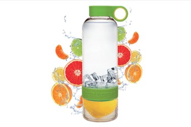 Plastenka za vodo in citruse 550 ml