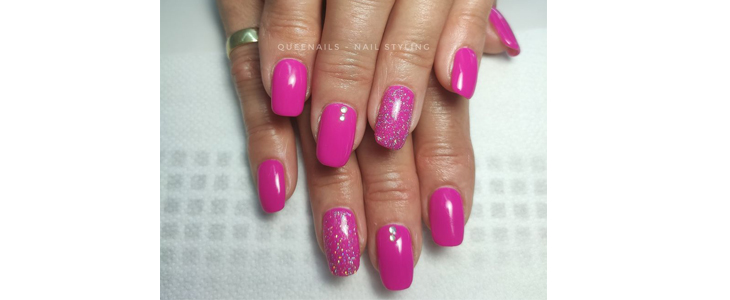 Queenails salon: podaljševanje nohtov na rokah - Kuponko.si