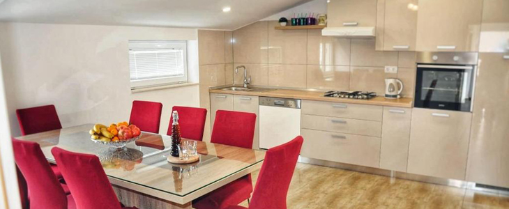 Apartma Đoni za 4 osebe - oddih v Splitu - Kuponko.si