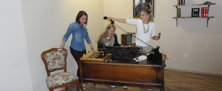 Zaklenjen.si: escape room v Mariboru, 60 minut - Kuponko.si
