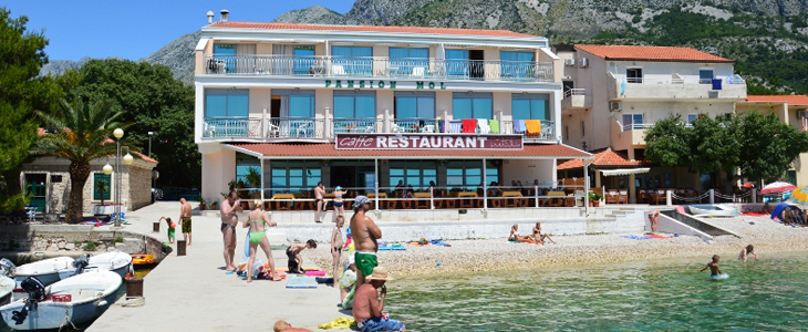 Hotel Pansion Mol, oddih v Drveniku - Kuponko.si