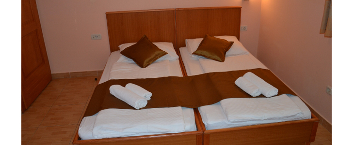Hotel Pansion Mol, oddih v Drveniku - Kuponko.si
