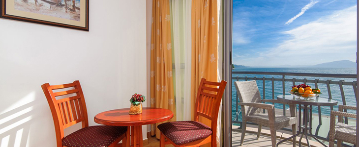 Hotel Pansion Mol, oddih v Drveniku - Kuponko.si