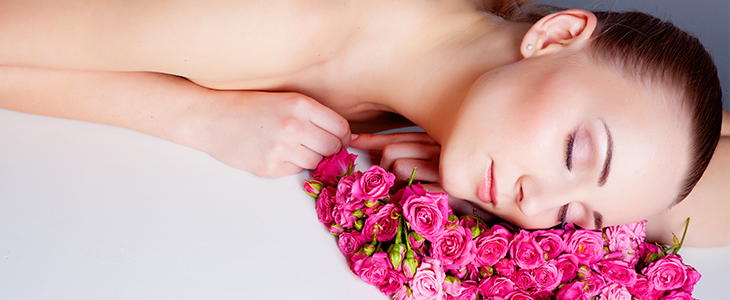 Salon Sprostilni kotiček: masaža telesa z oljem vrtnice - Kuponko.si