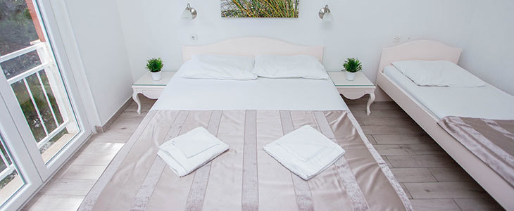 Makarska, Hotel Bonaca 3*: 7x polpenzion - Kuponko.si