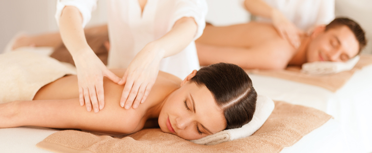 Beauty Effect Studio: aromatik masaža za 2, 45 min - Kuponko.si