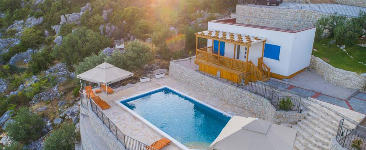 Grot Camping Homes, Baćina: najem mobilne hiške - Kuponko.si