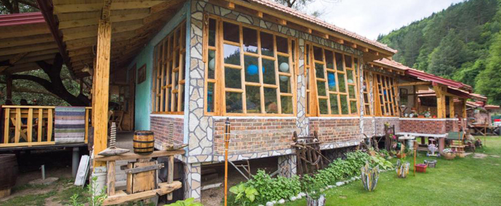 Kamp Dvije Vrbe - oddih v bungalovih v Bosni - Kuponko.si