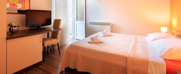 Aparthotel Trcol 4*, oddih v Novalji na Pagu - Kuponko.si
