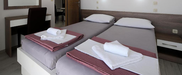 Aparthotel Trcol 4*, oddih v Novalji na Pagu - Kuponko.si