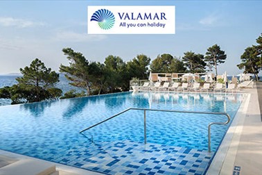 Valamar Carolina Hotel & Villas 4*:  2x polpenzion