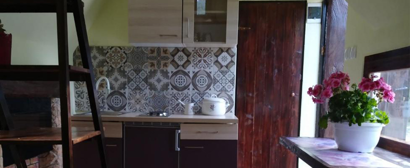 Krka fairytale village: 2x nočitev v mobilni hiški - Kuponko.si