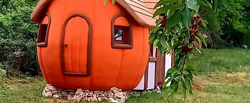 Krka fairytale village: 2x nočitev v mobilni hiški - Kuponko.si
