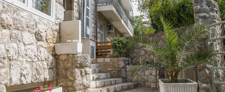Hotel Villa Aurora***, Crikvenica, oddih s polpenzionom - Kuponko.si