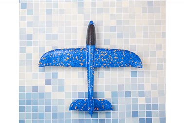 Nezlomljivo otroško letalo za metanje v modri barvi