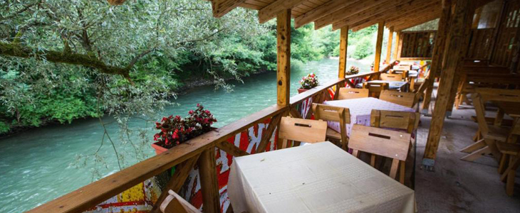 Kamp Dvije Vrbe - oddih v bungalovih v Bosni - Kuponko.si