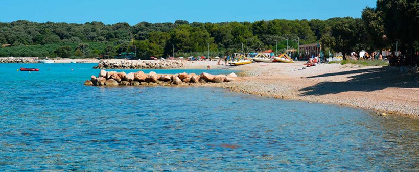 Turistično naselje Gajac, Pag: počitnice v apartmaju - Kuponko.si