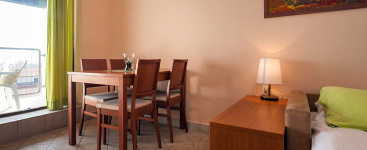 Apartmaji Unija, oddih v Dugi Uvali  - Kuponko.si