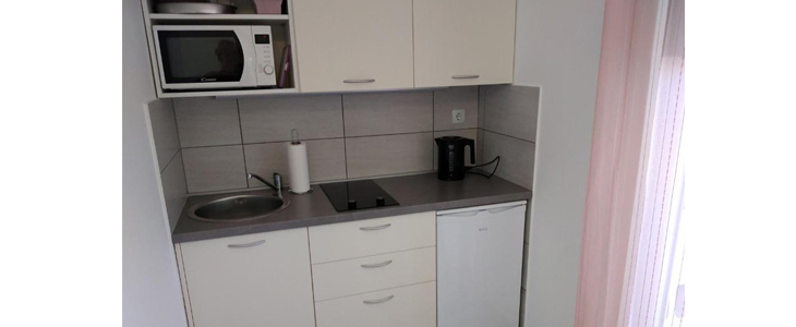 Apartmaji Verica, oddih v Karlobagu - Kuponko.si