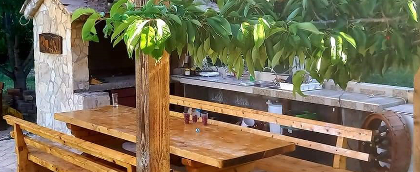 Krka fairytale village: 2x nočitev v mobilni hiški - Kuponko.si