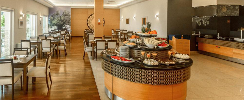 La Luna Hotel 4*, Pag: oddih s polpenzionom - Kuponko.si