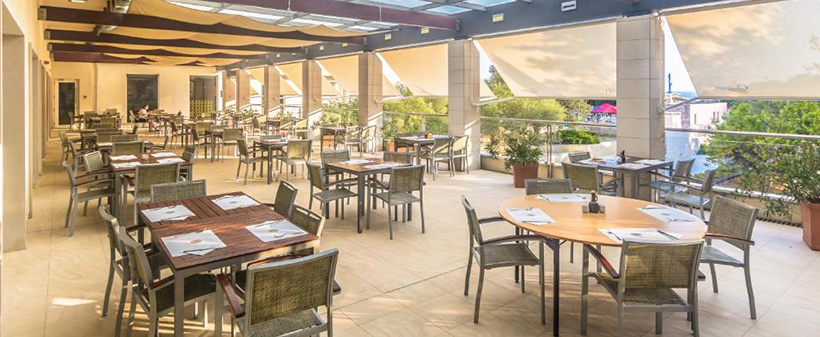 La Luna Hotel 4*, Pag: oddih s polpenzionom - Kuponko.si