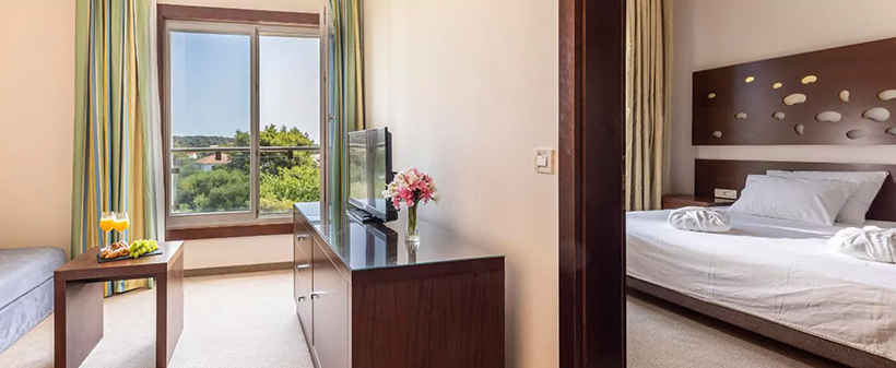 La Luna Hotel 4*, Pag: oddih s polpenzionom - Kuponko.si