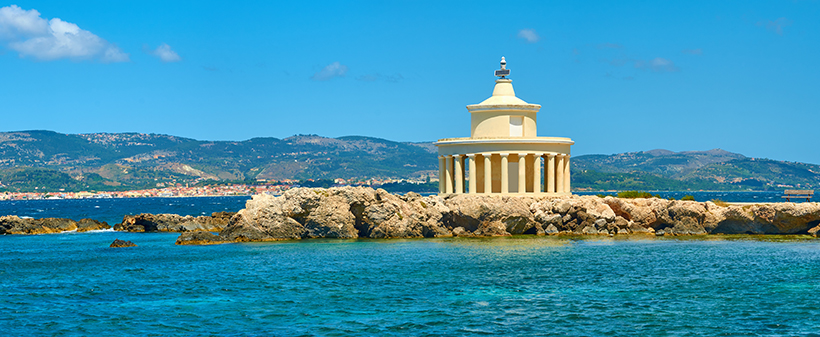 otok Lefkas z letalom - Grčija  - Kuponko.si